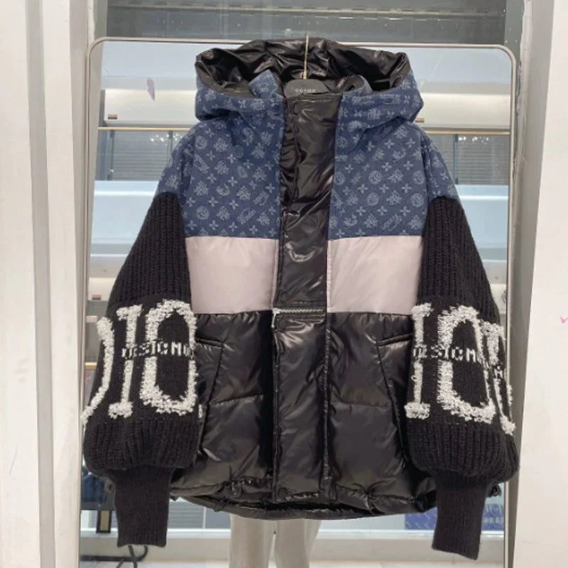 GIACCA IMBOTTITA CON CAPPUCCIO E MANICHE IN PATCHWORK